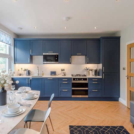 Stunning 3 Bed Duplex Apartment In The Heart Of West Hampstead لندن المظهر الخارجي الصورة