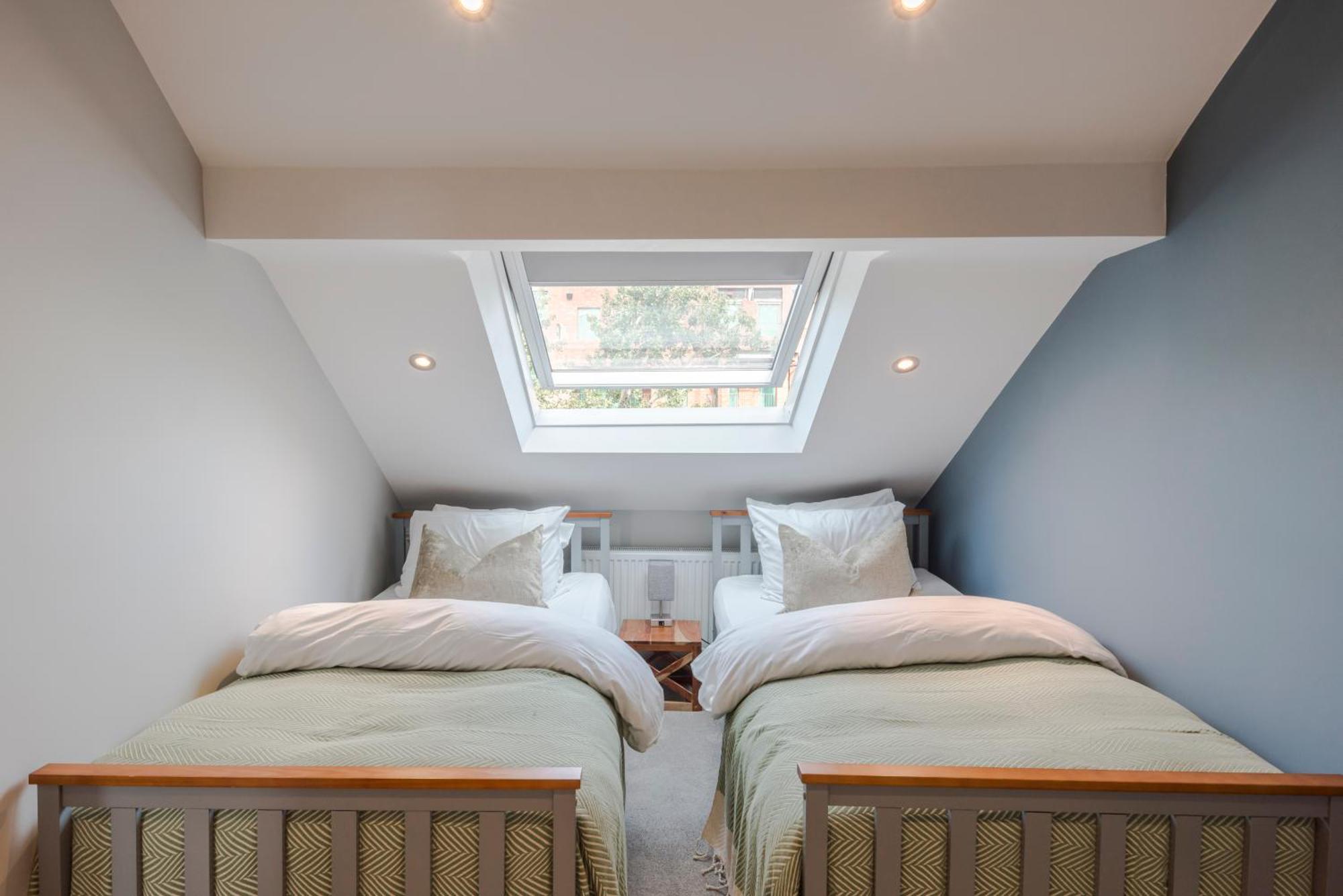 Stunning 3 Bed Duplex Apartment In The Heart Of West Hampstead لندن المظهر الخارجي الصورة