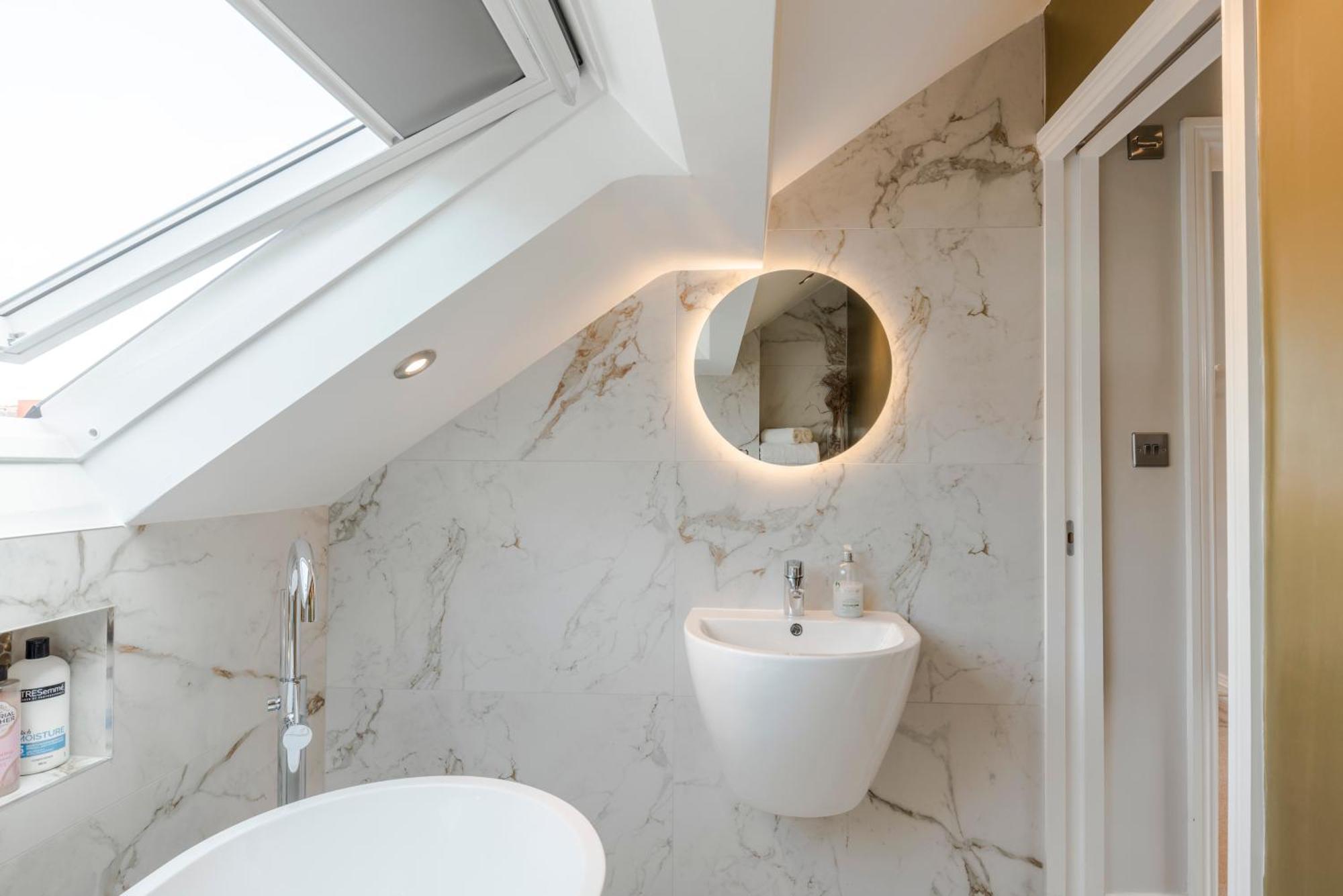 Stunning 3 Bed Duplex Apartment In The Heart Of West Hampstead لندن المظهر الخارجي الصورة